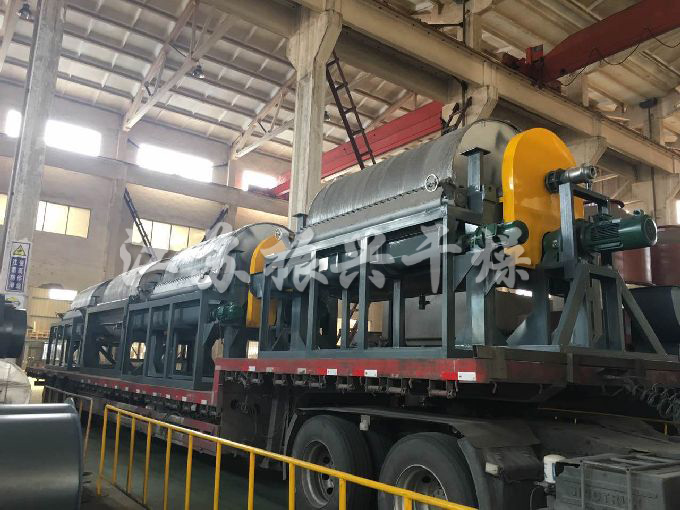 91福利视频在线观看四台滾筒（tǒng）刮板發貨現場（chǎng）